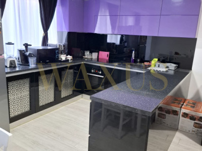 Apartament de 2 camere, parcare, zona Eroilor