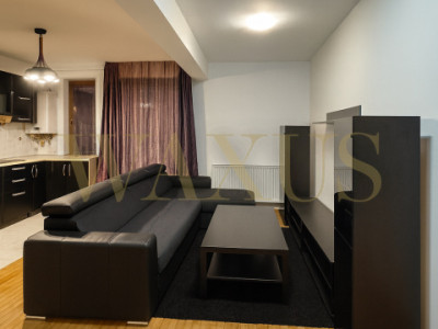 Apartament 3 camere, etaj intermediar, 3 balcoane, 2 garaje, Subcetate