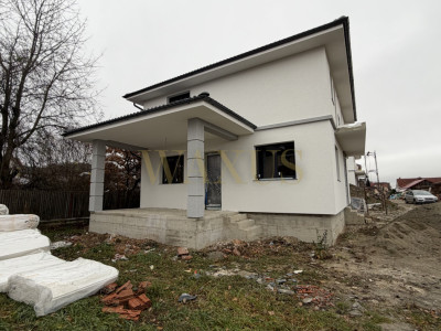 Casa P+1, zona Pensiunea Morariu