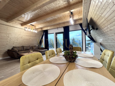 Cabană A-Frame Colibița • Vedere Panoramică la Lac • Jacuzzi, Saună & Ponton 