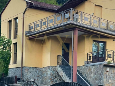 Casă cu 6 camere în Dej, lângă pădure, 800 m de centrul orașului