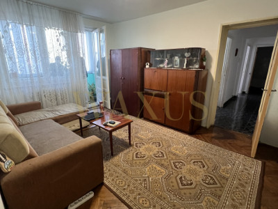 Apartament cu 4 camere zona Lama