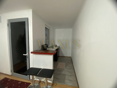 Casă de vânzare tip parter în Livezile, 3 camere, 82 mp