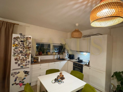 Apartament de vanzare 2 camere, 58 mp, Floresti