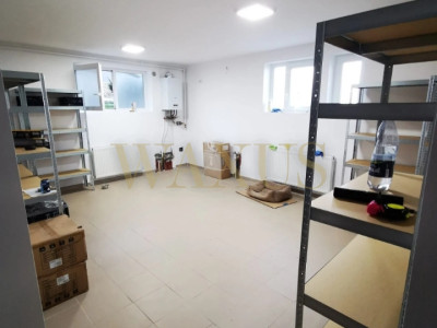 Apartament de 3 camere, 1141 Euro MP, finisat, parcare, zona Teilor