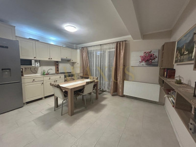 Apartament de vanzare 2 camere, etaj intermediar, zona Tineretului , Floresti.