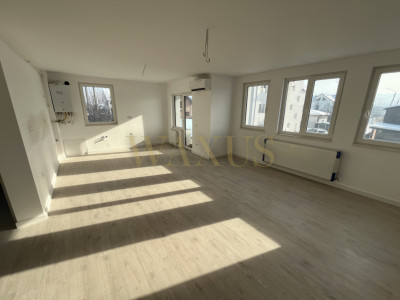 Apartament 3 camere , etaj 1 , parcare inclusă , 63 mp