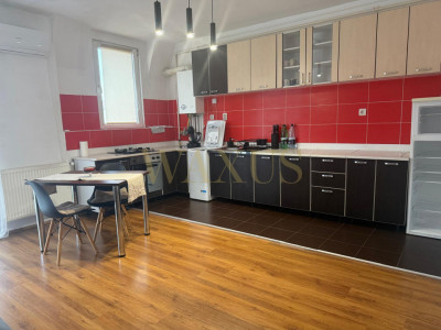 Apartament in zona Muzeul Apei, Floresti, de vanzare