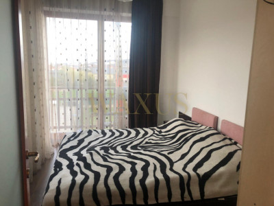 Apartament cu 3 camere, zona strazii Ioan Rus