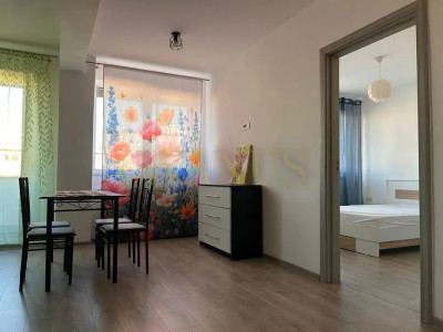 Apartament cu 3 camere + 2 bai, Floresti