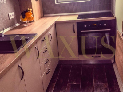 Apartament 2 camere, semidecomandat, etaj 4, zona centrală 