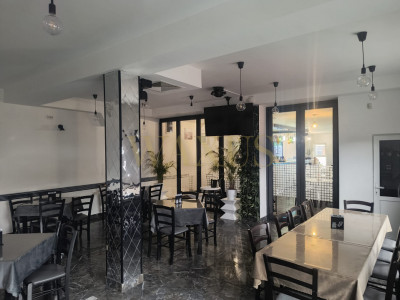 Spatiu comercial de 180 mp, în Gilău-centru