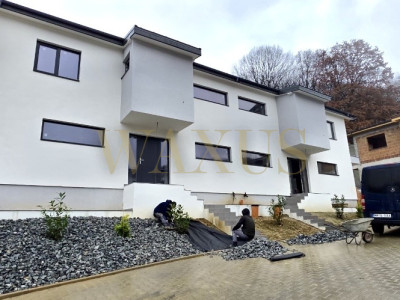 Duplex de vânzare, 4 camere, zona Tauti 