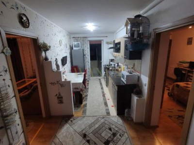 Apartament cu 2 camere, 56mp + 10mp terasa, zona străzii Florilor, Florești