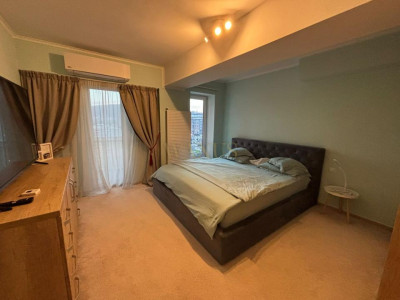 Apartament 3 camere | decomandat | etaj intermediar 