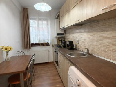 Apartament Decomandat - 1 Camera I Parcare - Sub Cetate I Parc Poligon