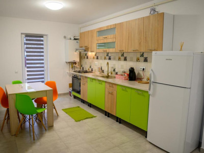 Apartament cu o camera de inchiriat , zona Eroilor , Floresti.