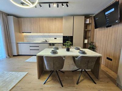 Apartament de Lux - 2 Camere I 54MP I Balcon I Garaj - Eroilor