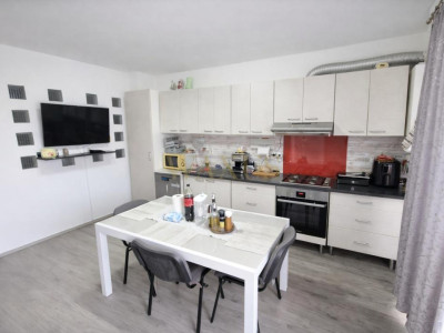 Apartament de Vânzare - 2 Camere | SU 51MP | Balcon | Parcare - Eroilor