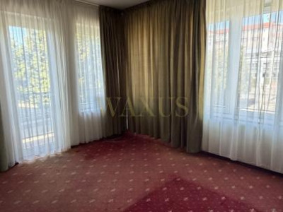Proprietate speciala, ideala pentru investitie, pret BOMBĂ, zona Nord 