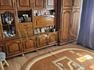 62 mp utili | 2 camere decomandat | Central | Parcare + Boxă | Acoperiș nou Dej