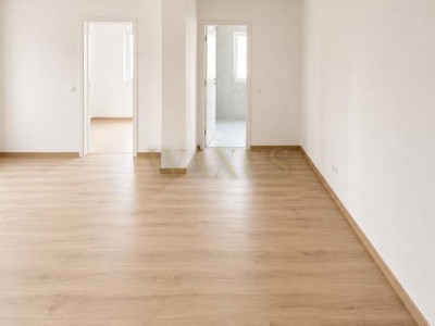 Apartament In Bloc Nou - 2 Camere I TVA INCLUS I Parcare - Str. Teilor