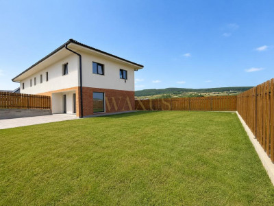 Casă Deosebită la intrare în Chinteni - SU 120MP | ST 340MP | 4 Camere