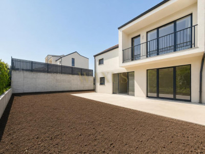 Casa la Intrare în Chinteni - SU 120MP | ST 345MP | Garaj | 3 Niveluri