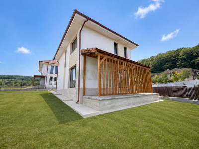Casă individuală de Vanzare - SU 120MP I ST 700MP - Chinteni 