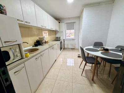 Apartament 3 camere de Lux,zona Sud,Parter 