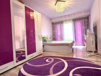 Apartament decomandat- 69 mp utili-Balcon, Parcare