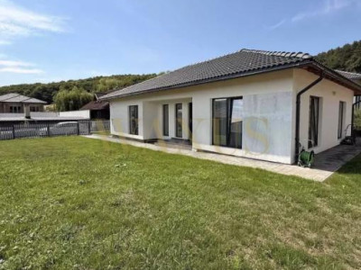 Casă finisată | 100 mp utili | Teren 500 mp | 3 dormitoare | 2 parcări