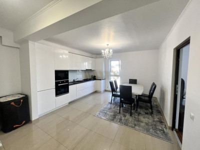 Apartament 3 camere / etaj 1 / Eroilor / Bloc Nou / Parcare / Zona Centrala 