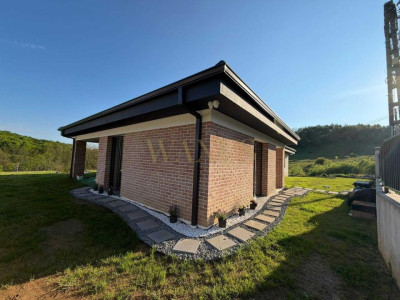 Casa de vanzare in Feleacu pe un singur nivel, zona deosebita, teren 1160 mp