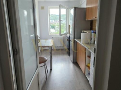 Apartament 40 MP | Balcon | Parcare | zona Terra