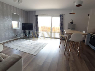 Apartament de inchiriat spațios cu terasă și parcare – Florești, Dealul de Jos