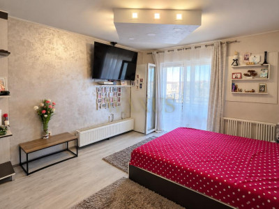 Apartament Decomandat - 57MP | Terasa | Parcare - Florilor | Cetatii