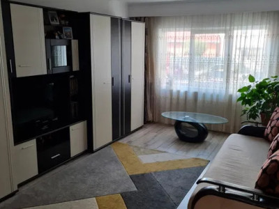 Apartament 2 camere decomandate   , 52 MP, zona Marasti.