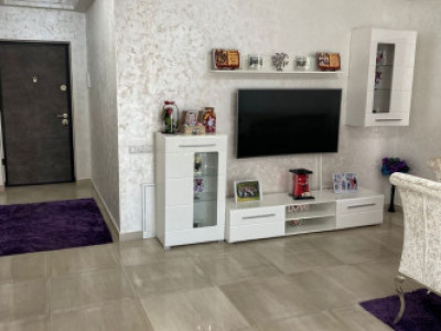 Apartament de 3 camere , et 1, New City Eroilor 